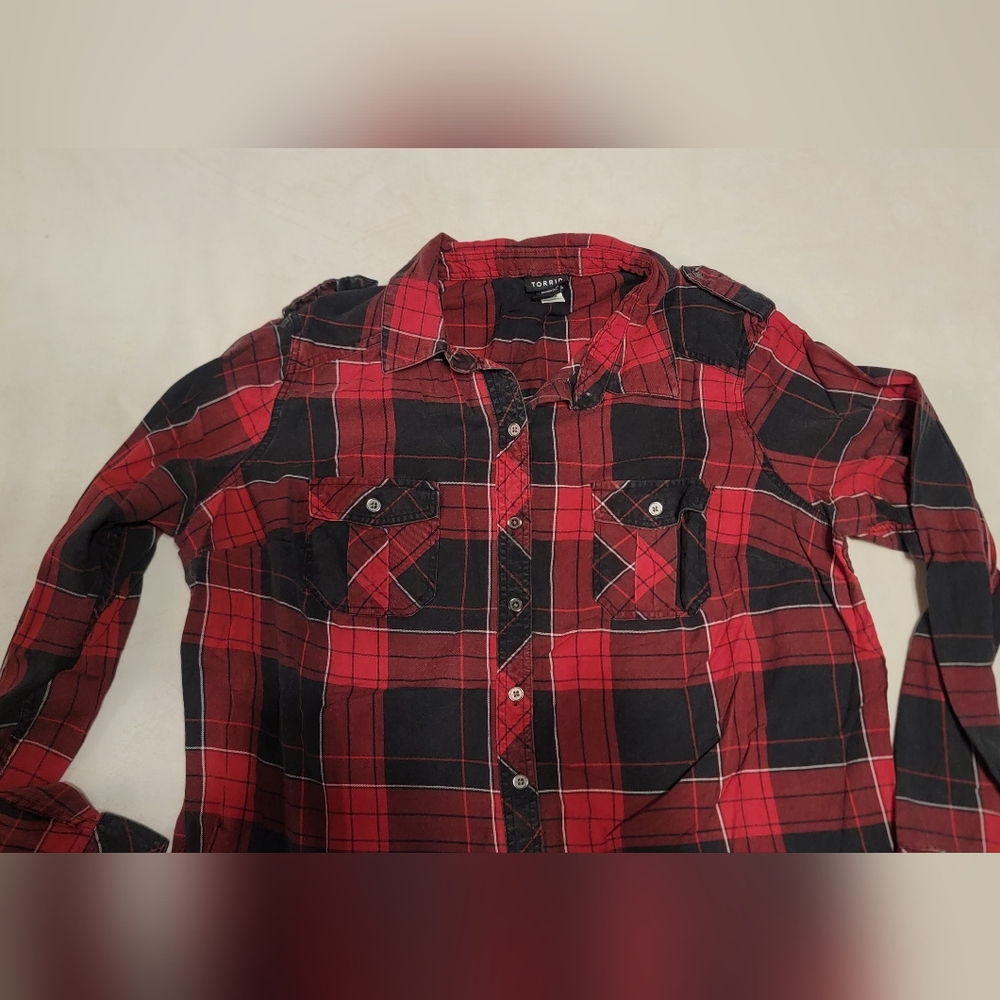 Torrid red & black plaid camp flannel shirt plus size 0